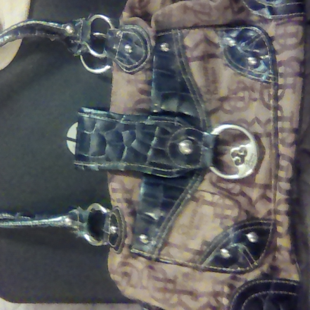 Pocketbook - Picture 2 of 3